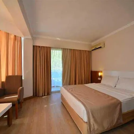 Annabella Diamond And Hotel 4*